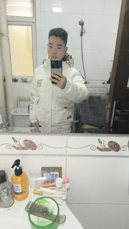小李的第一张照片--曲靖相亲服务中心