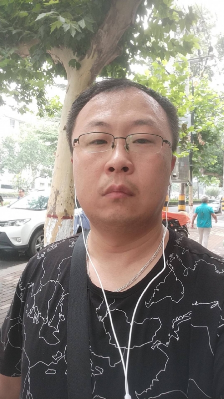 飘逸的星辰的第一张照片--曲靖相亲服务中心