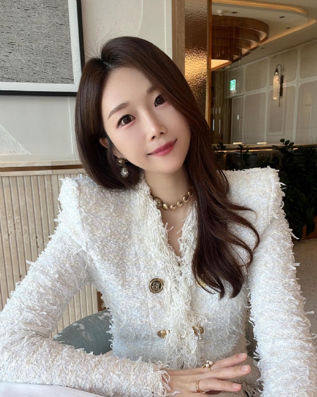 惠然的第一张照片--曲靖相亲服务中心