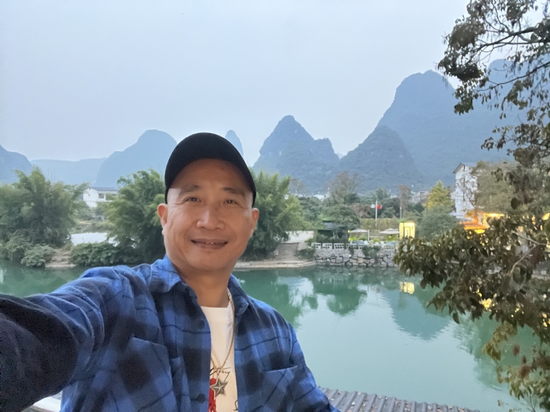 民叔叔的第一张照片--曲靖相亲服务中心