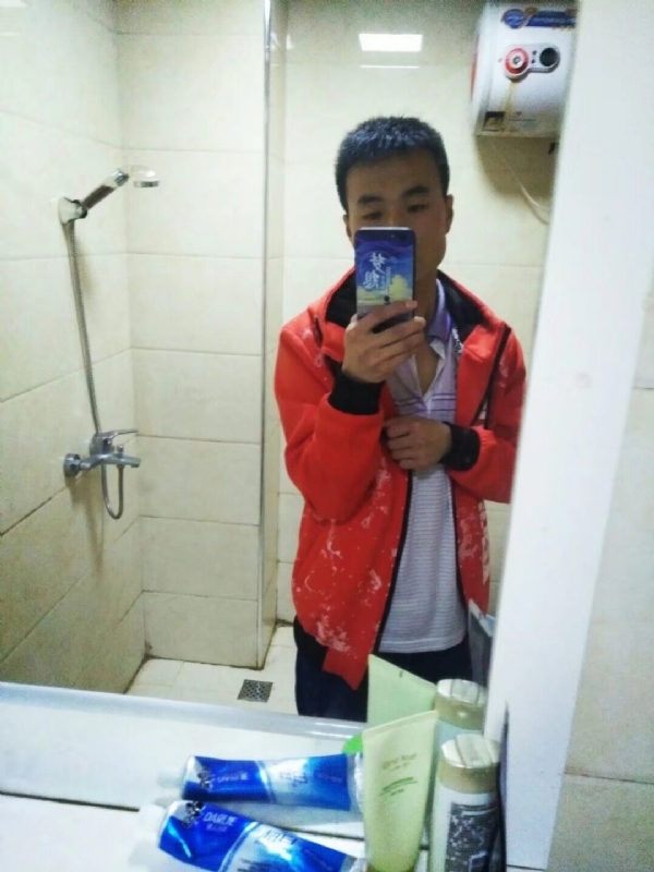 海之子的第一张照片--曲靖相亲服务中心