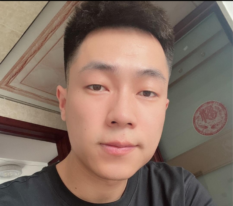 句号的第一张照片--曲靖相亲服务中心
