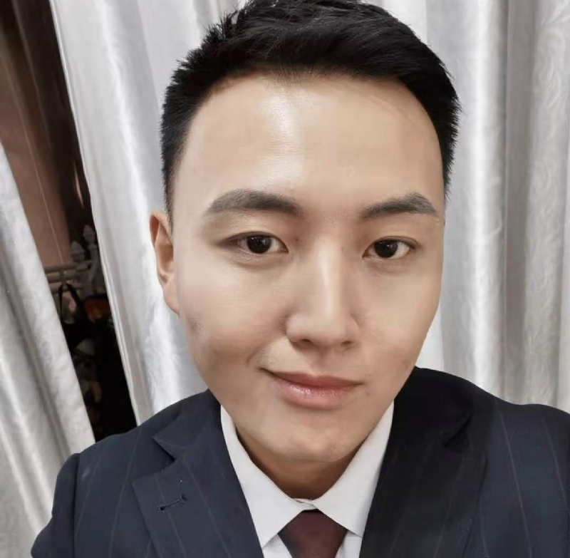 英俊潇洒的第二张照片--曲靖相亲服务中心