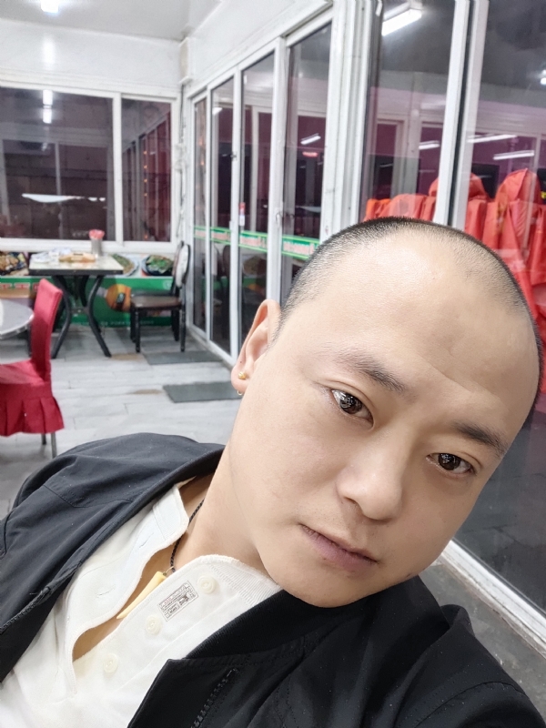 大连相亲的第一张照片--曲靖相亲服务中心
