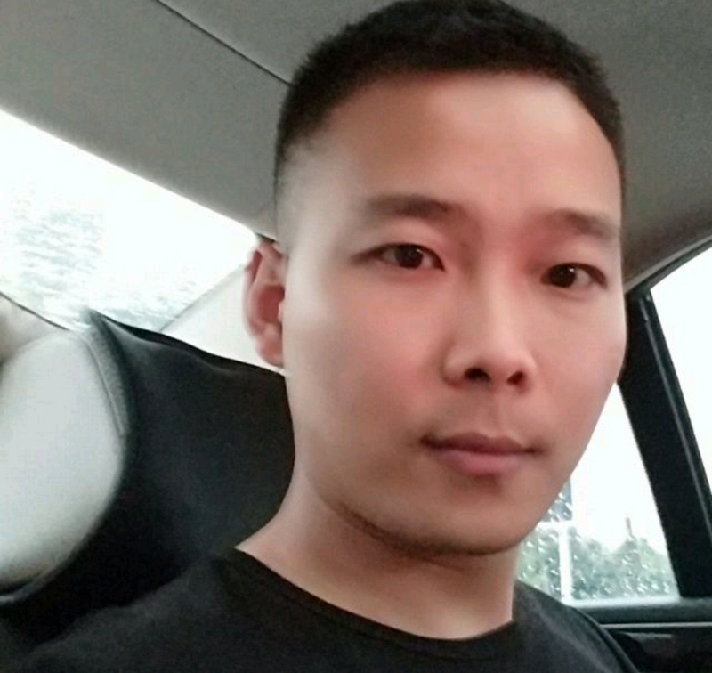 李先生的第二张照片--曲靖相亲服务中心