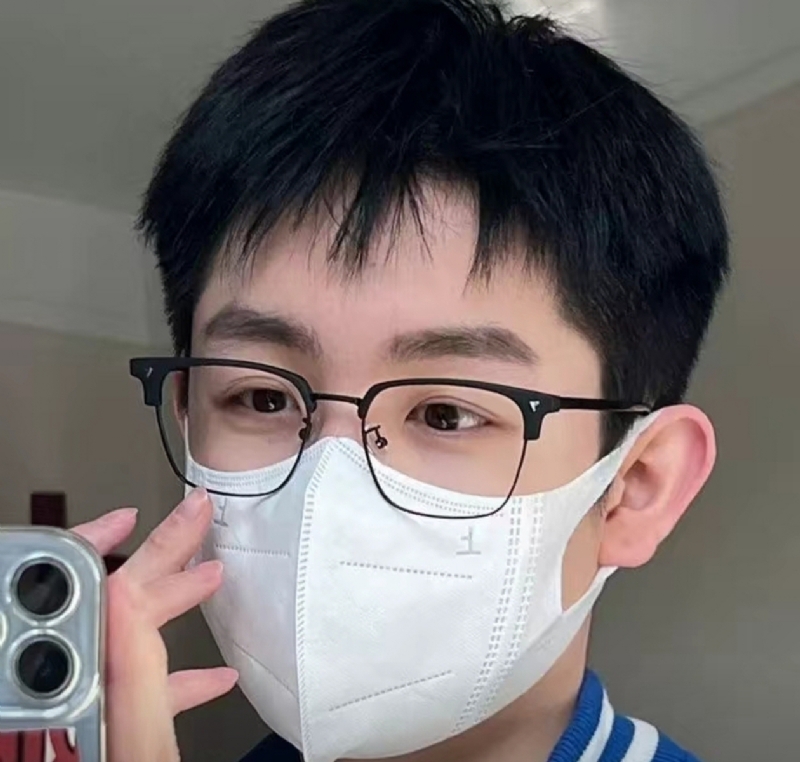 甜甜男孩的第一张照片--曲靖相亲服务中心