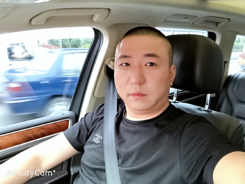 路人甲的第一张照片--曲靖相亲服务中心