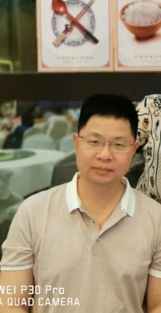 车che的第一张照片--曲靖相亲服务中心