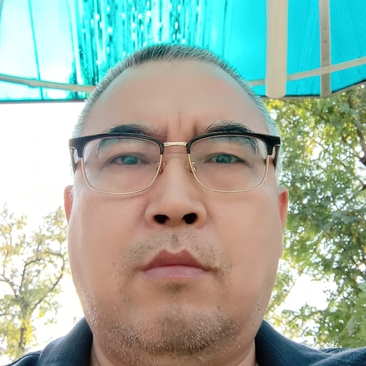 绿萝的第一张照片--曲靖相亲服务中心