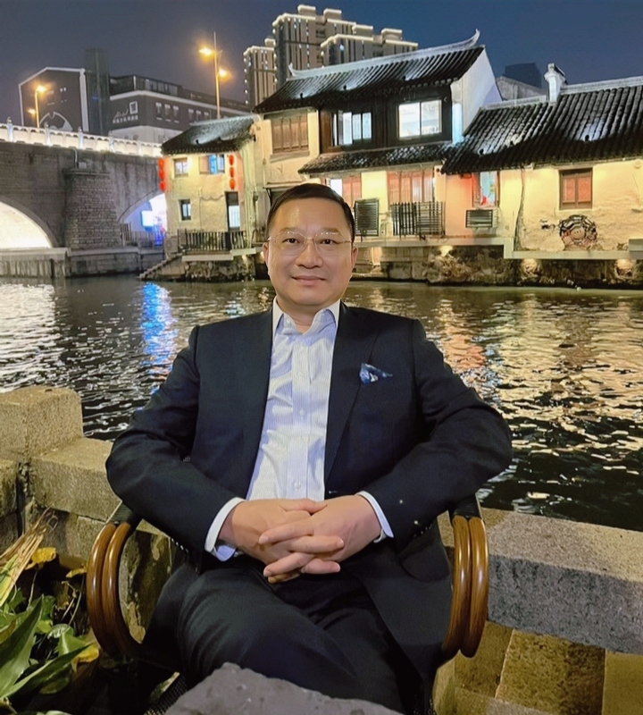 伴你一生的第一张照片--曲靖相亲服务中心