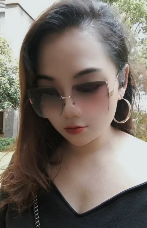 往事如烟的第一张照片--曲靖相亲服务中心