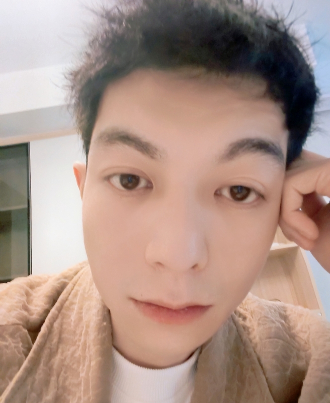慕白的第一张照片--曲靖相亲服务中心