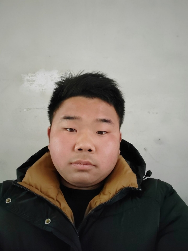 精神饱满的第四张照片--曲靖相亲服务中心