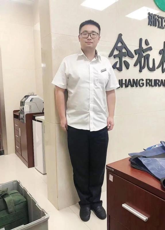 君临天下的第一张照片--曲靖相亲服务中心
