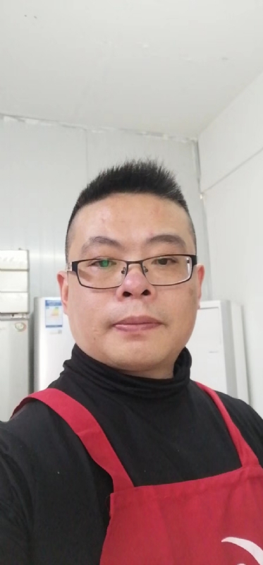 努力奋斗的第一张照片--曲靖相亲服务中心
