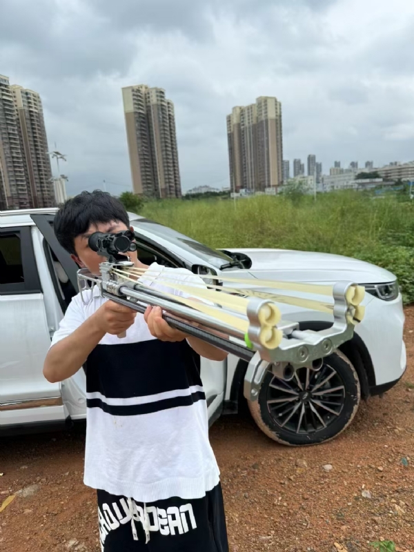凌其飞的第一张照片--曲靖相亲服务中心