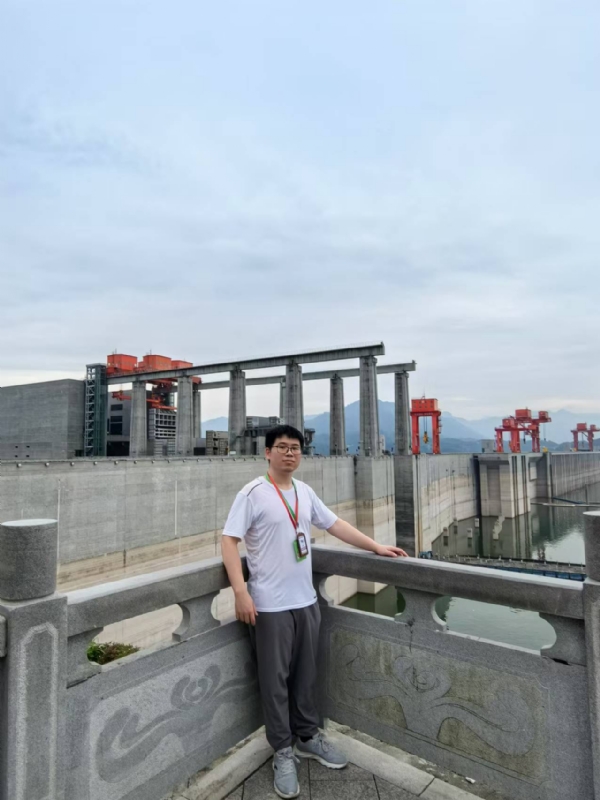 xhfsx的第一张照片--曲靖相亲服务中心
