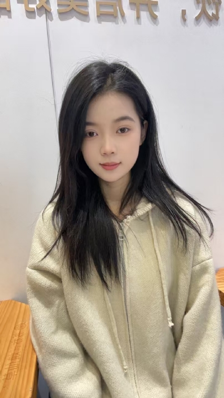 草莓奶昔的第一张照片--曲靖相亲服务中心