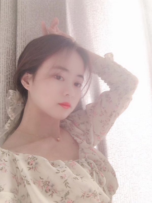 泡芙的第五张照片--曲靖相亲服务中心