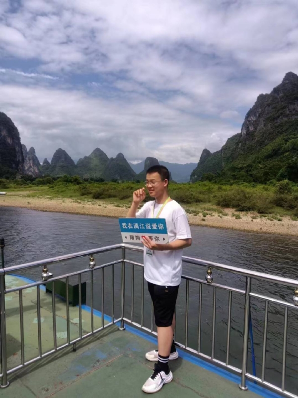 决胜时刻的第三张照片--曲靖相亲服务中心