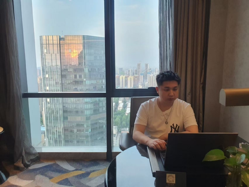 ying的第一张照片--曲靖相亲服务中心