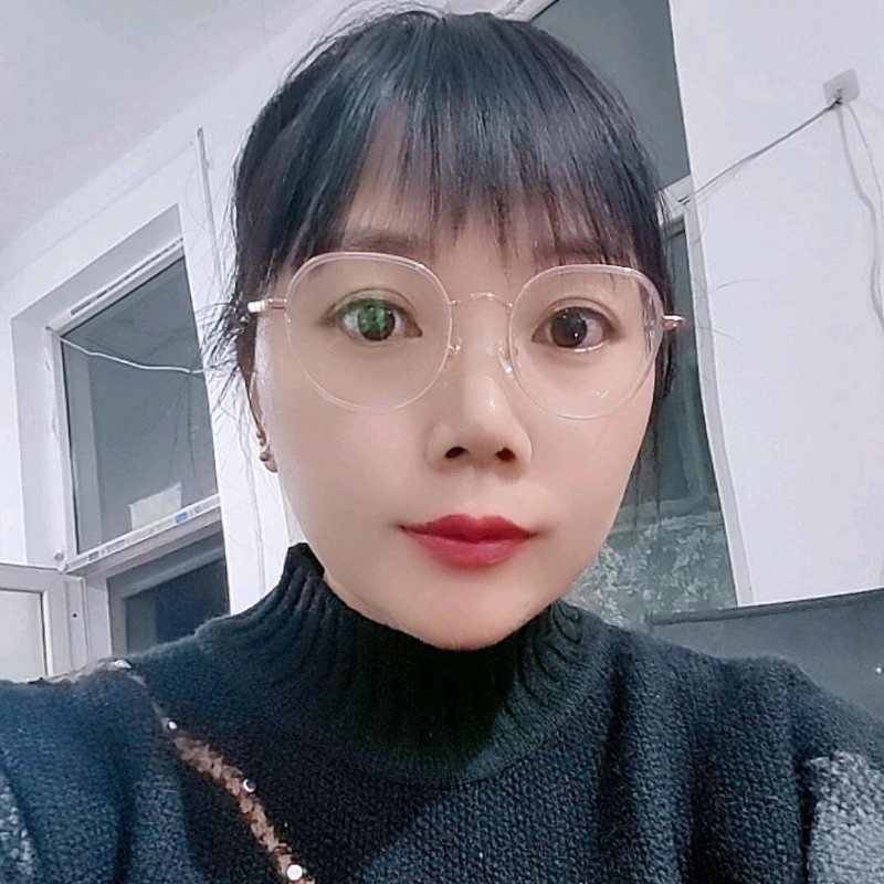 贺茂芳的第一张照片--曲靖相亲服务中心