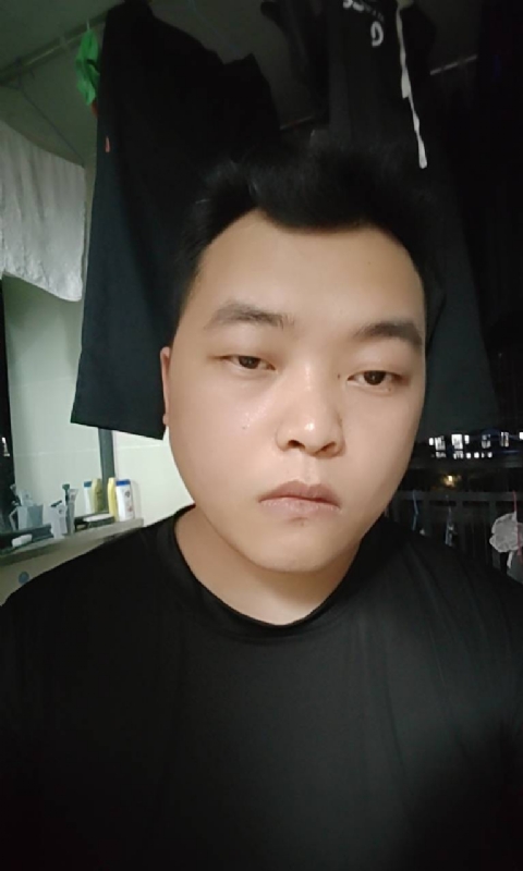 pu往事随风的第一张照片--曲靖相亲服务中心