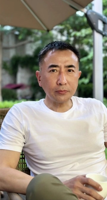 厚德载福的第一张照片--曲靖相亲服务中心