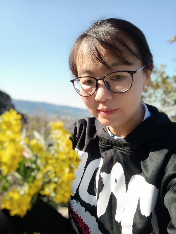 丽丽的第一张照片--曲靖相亲服务中心
