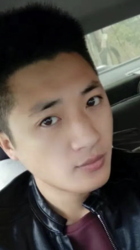 小汤米的第二张照片--曲靖相亲服务中心