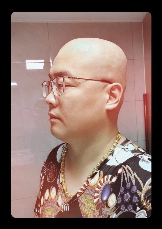 一生诺言的第四张照片--曲靖相亲服务中心