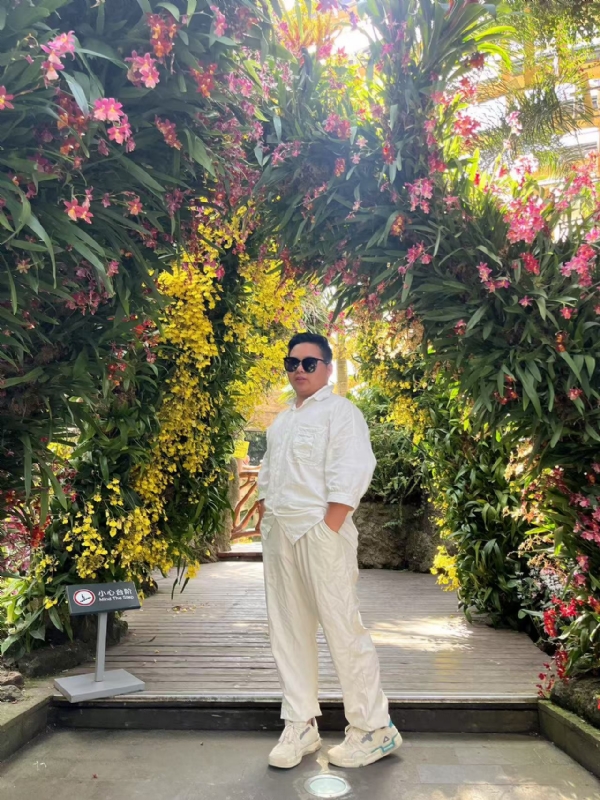 少一点的第一张照片--曲靖相亲服务中心