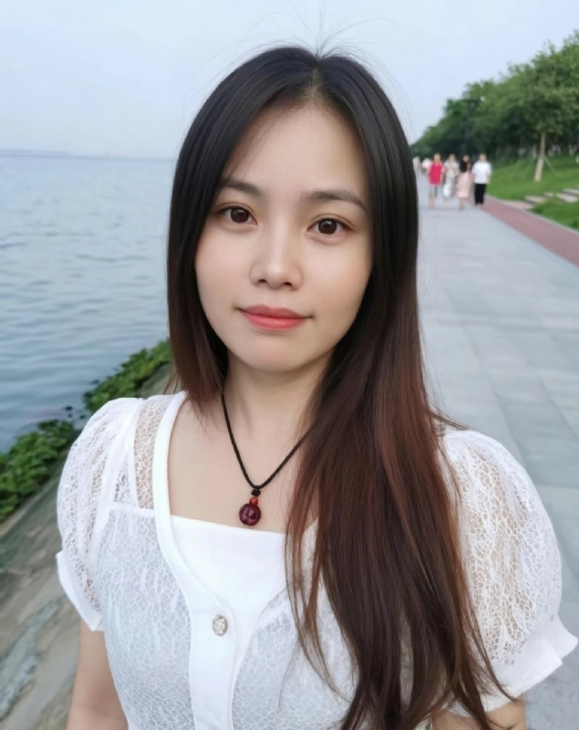 想你的月亮的第五张照片--曲靖相亲服务中心