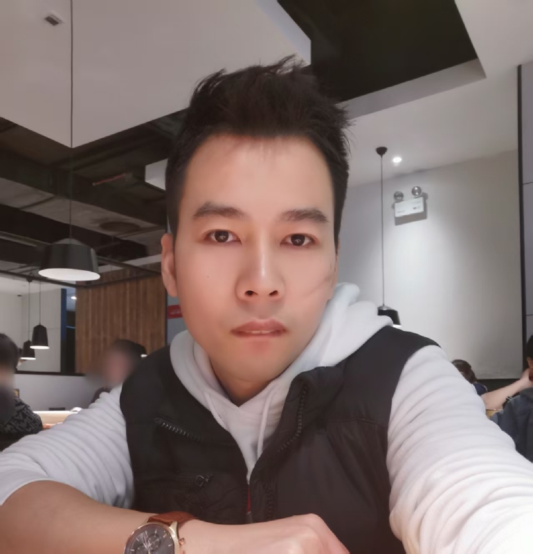 思明的第一张照片--曲靖相亲服务中心