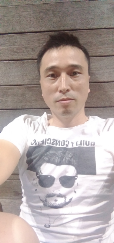 笑看一切的第一张照片--曲靖相亲服务中心