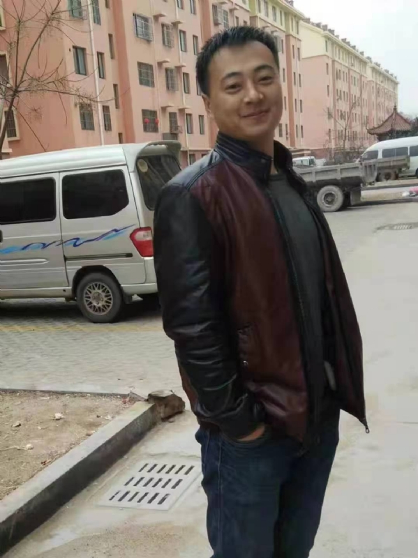 云淡风轻的第一张照片--曲靖相亲服务中心