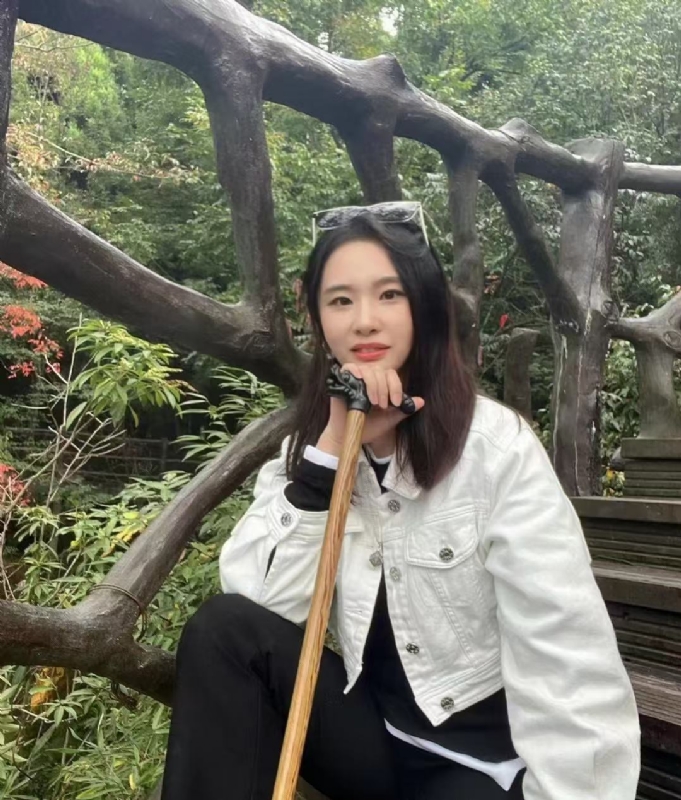 琪琪的第一张照片--曲靖相亲服务中心