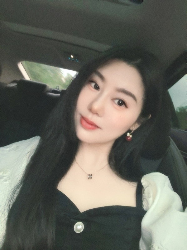 潇潇暮雨的第一张照片--曲靖相亲服务中心