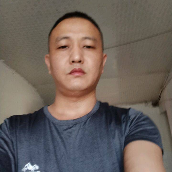 大庆小丁的第一张照片--曲靖相亲服务中心