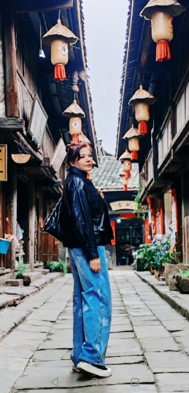 宛霞的第五张照片--曲靖相亲服务中心