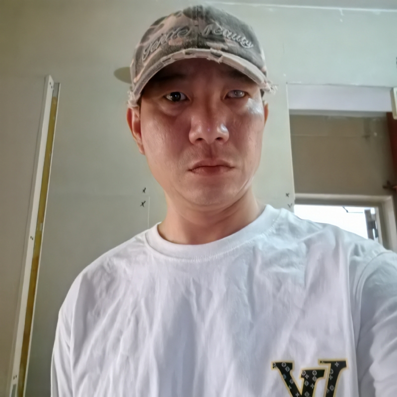 小心做人的第一张照片--曲靖相亲服务中心