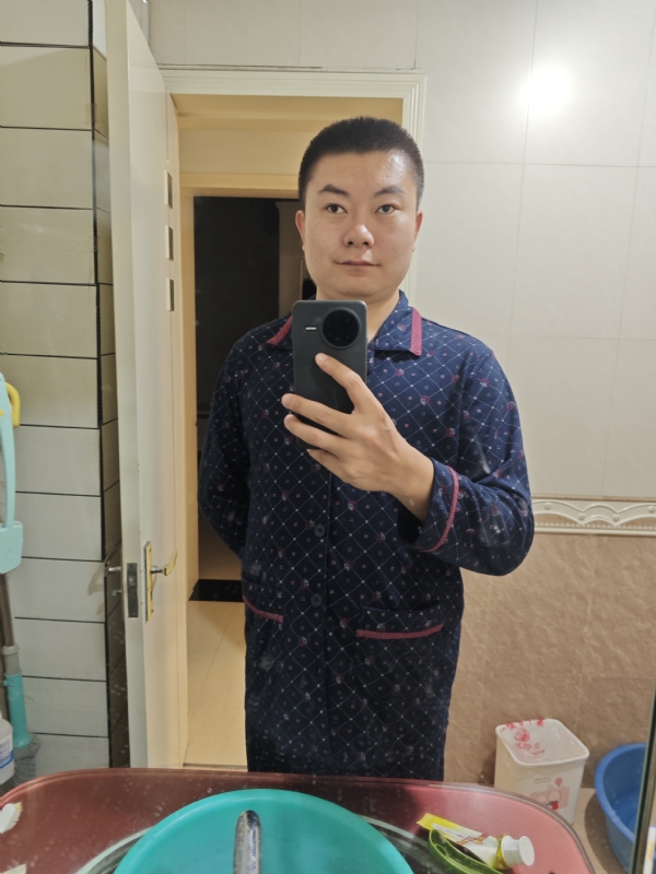 迷迷糊糊的第一张照片--曲靖相亲服务中心