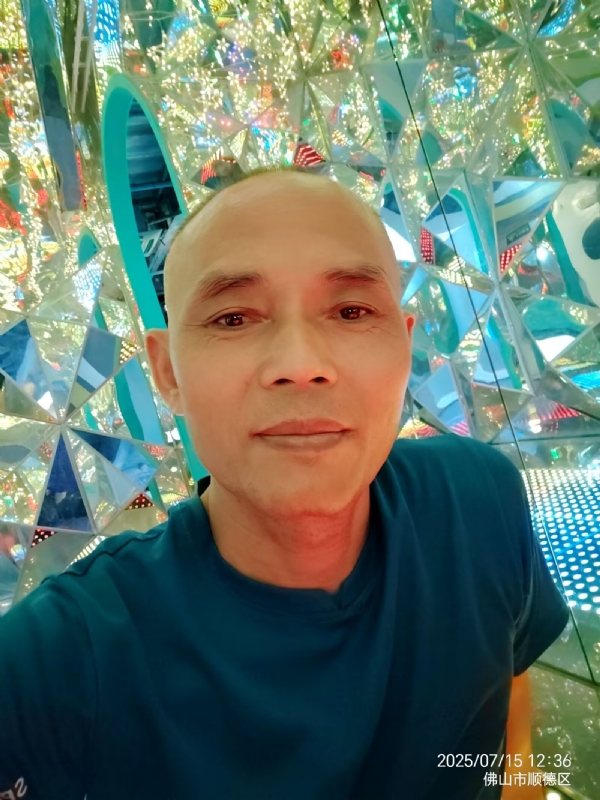 阿里睡不着的第一张照片--曲靖相亲服务中心