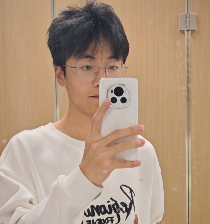 张浩博的第四张照片--曲靖相亲服务中心