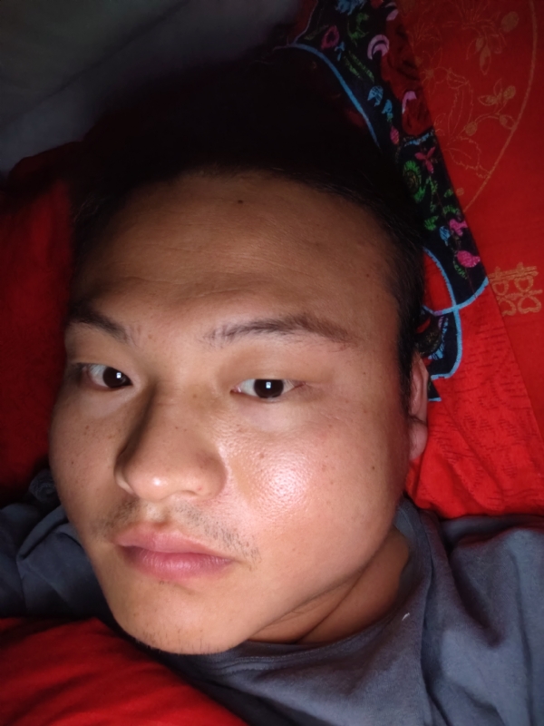 大黄的第一张照片--曲靖相亲服务中心