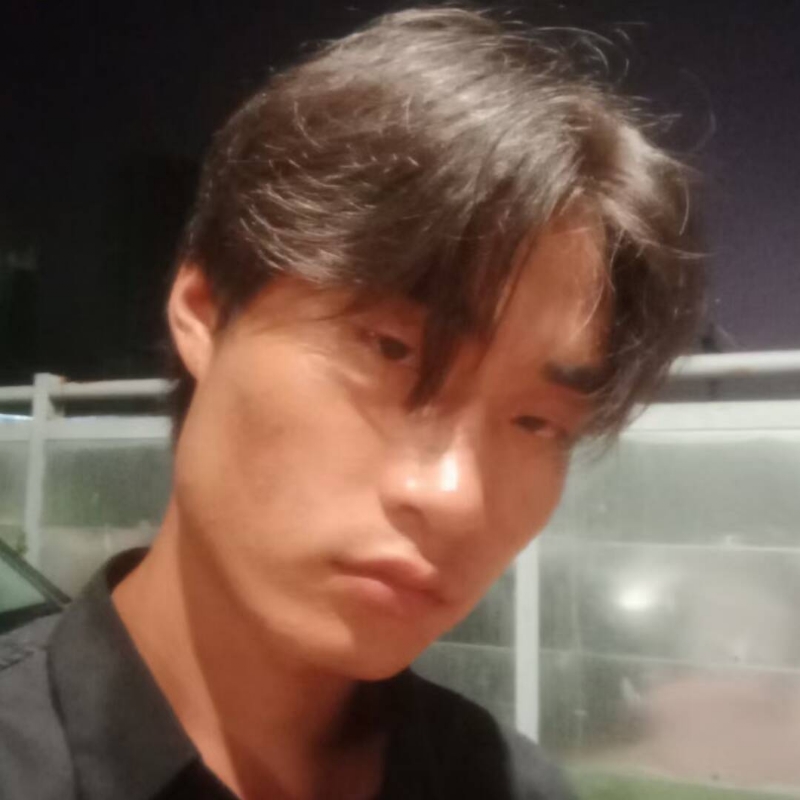 谨言慎行的第一张照片--曲靖相亲服务中心