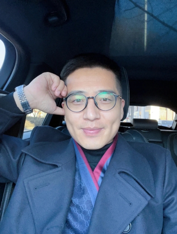 只为与你相遇的第二张照片--曲靖相亲服务中心