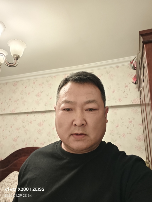 峰哥的第一张照片--曲靖相亲服务中心