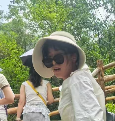 廿一的第一张照片--曲靖相亲服务中心