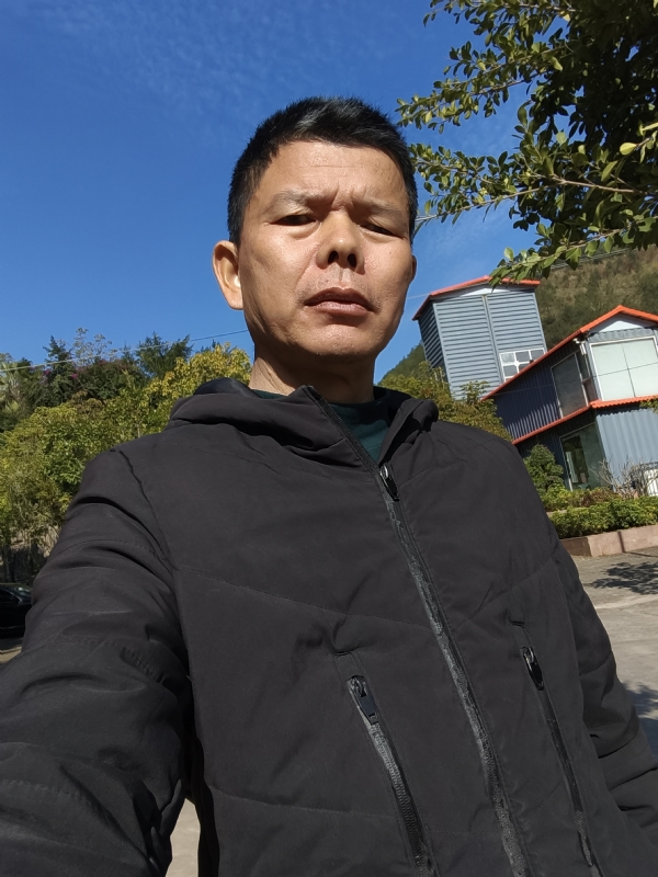 子午卯酉的第一张照片--曲靖相亲服务中心